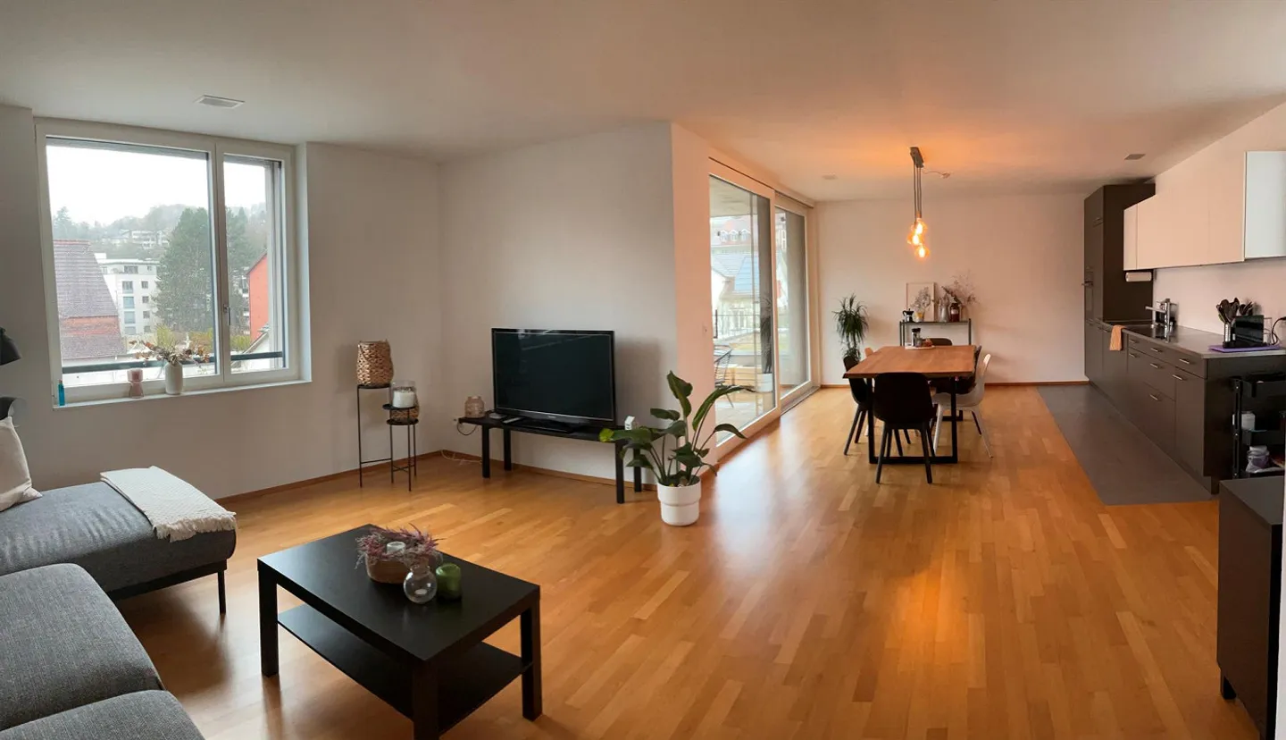 Appartement 3.5 pièces près de la gare avec balcon - Photo 1 sur 10