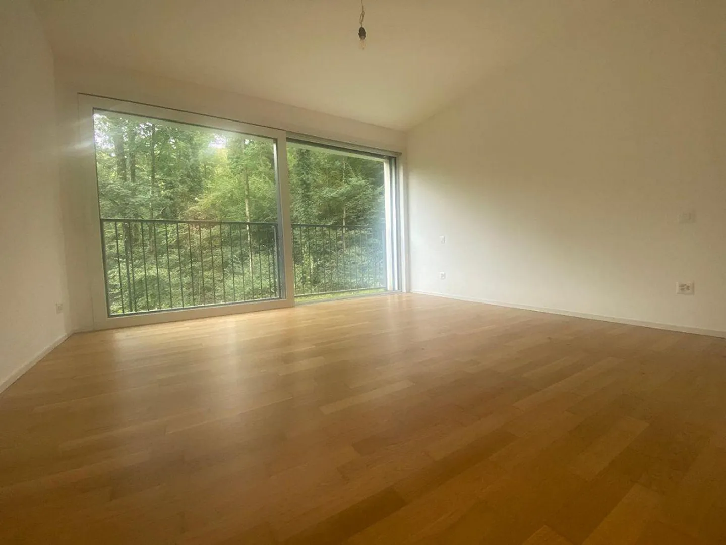 Pedrinate - Geräumige 2.5 Zimmer mit Garten, eingebettet in die Natur - Foto 5 von 8