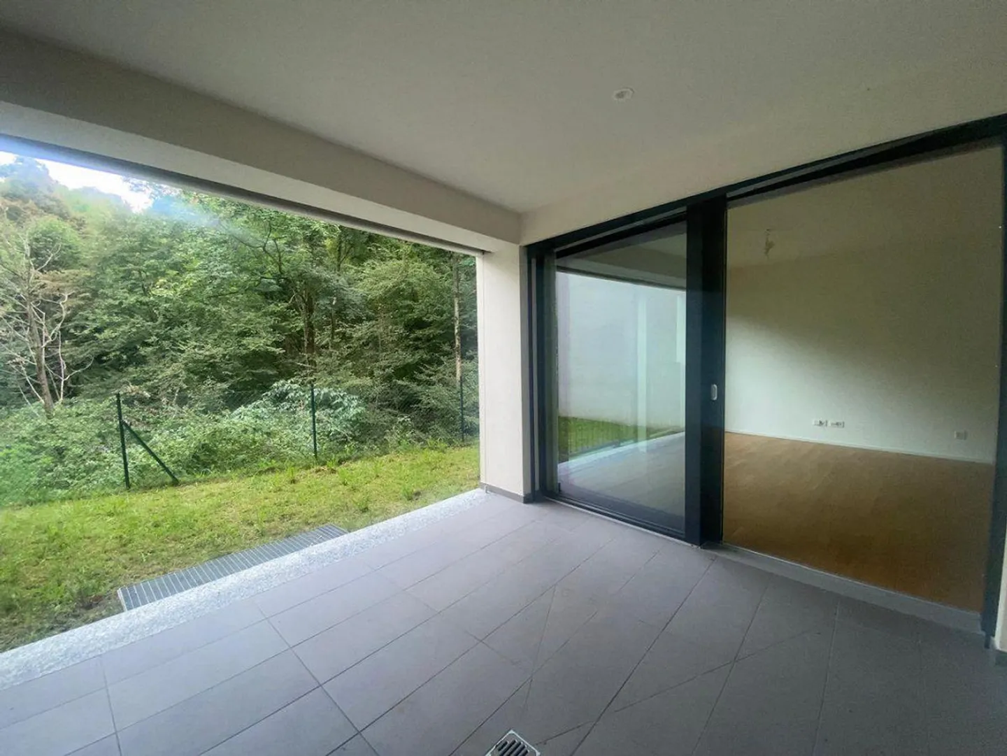 Pedrinate - Geräumige 2.5 Zimmer mit Garten, eingebettet in die Natur - Foto 7 von 8