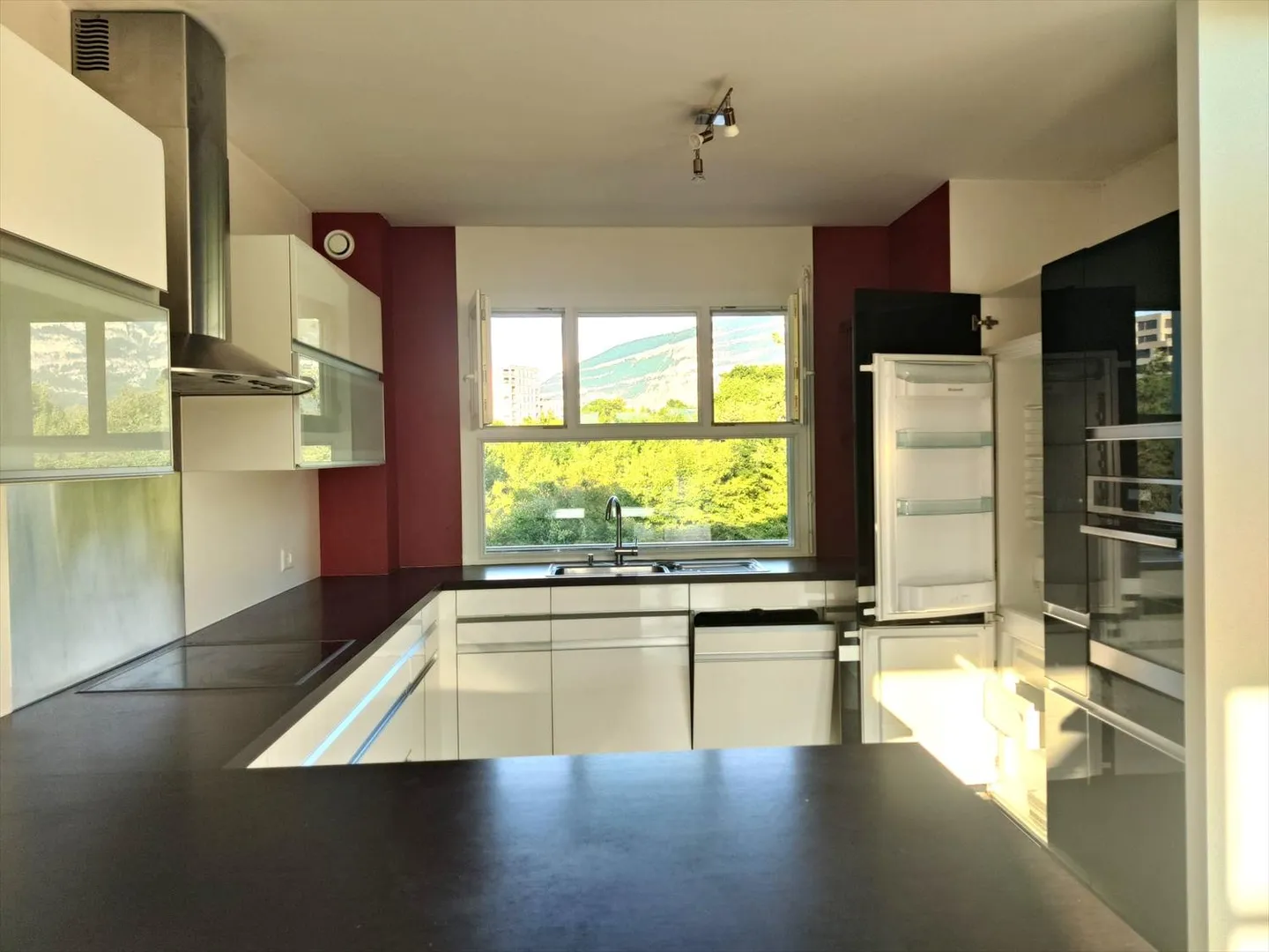 Magnifico attico di 6 stanze con grande terrazza - Foto 3 di 5