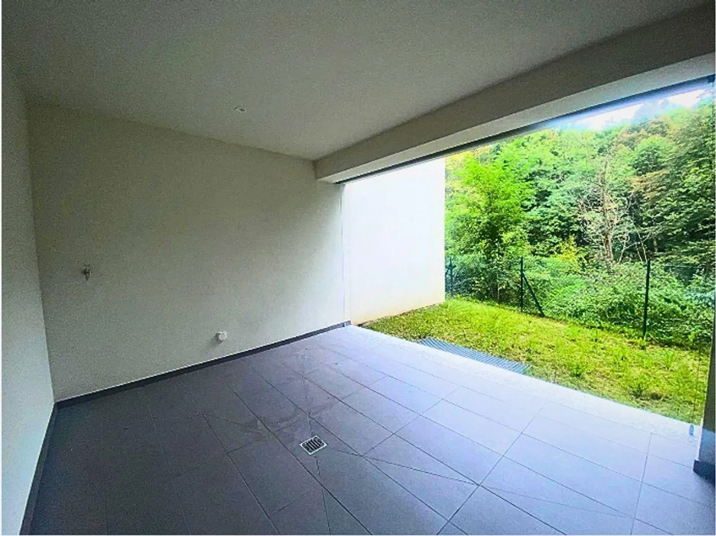 Pedrinate - Geräumige 2.5 Zimmer mit Garten, eingebettet in die Natur - Foto 8 von 8