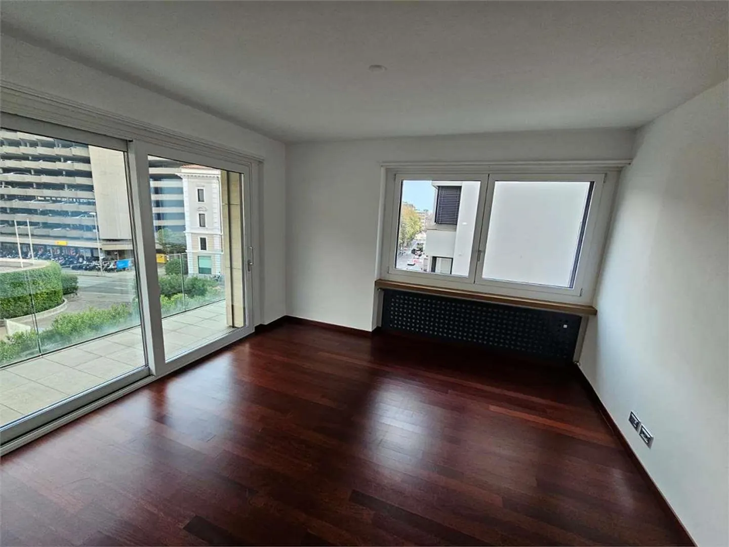 Geräumige 4.5 Zimmer in zentraler Lage in Lugano - Via Franscini 3 - Foto 13 von 13