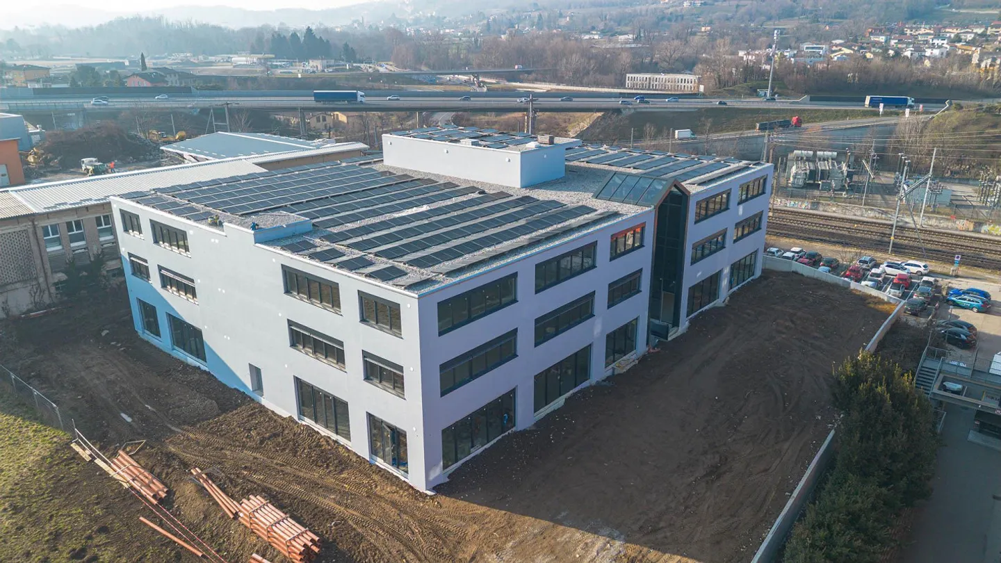 Newly Built Artisan Building in Mendrisio - Photo 1 of 10