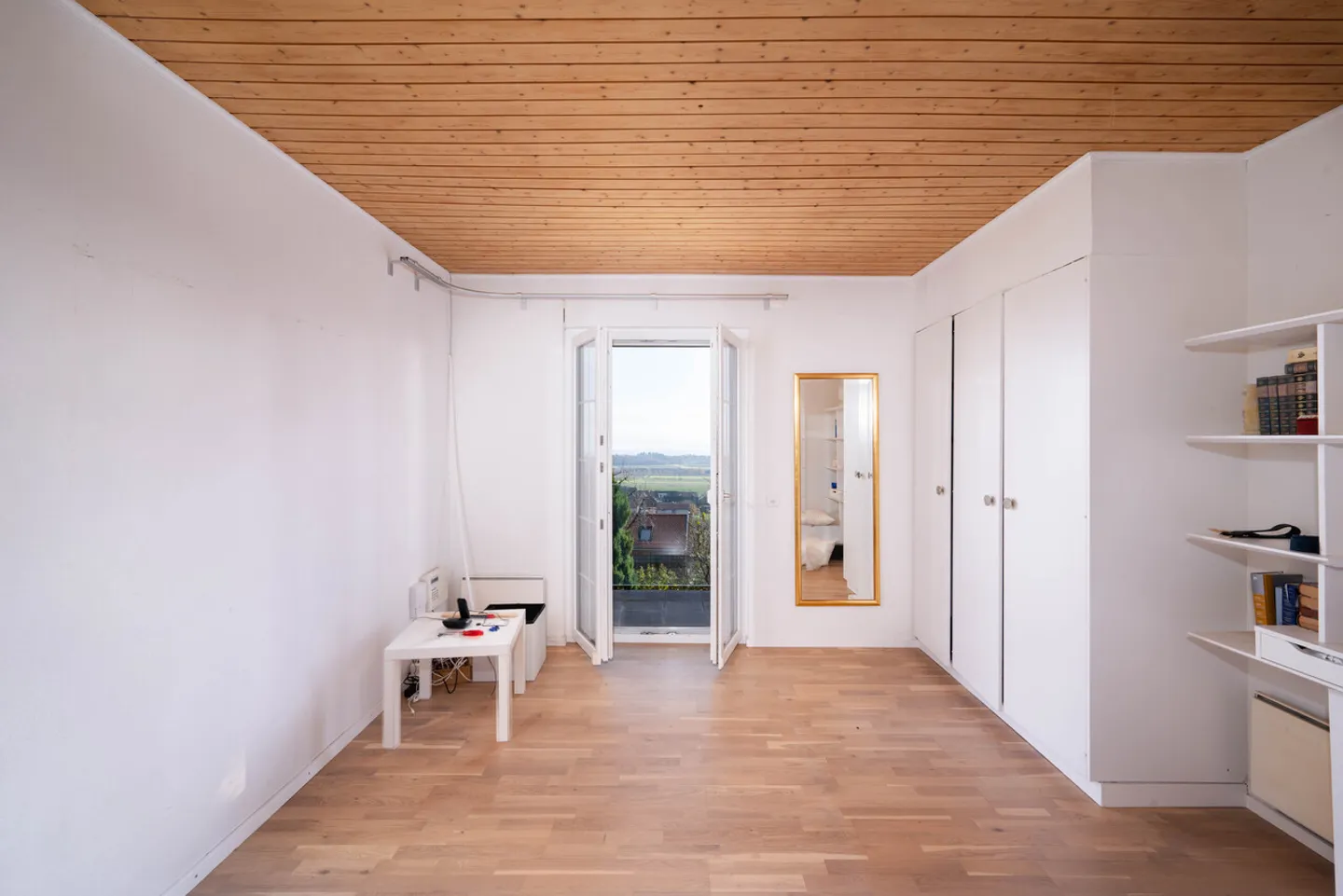 Außergewöhnliche Lage zwischen Weinbergen und See, Villa zu renovieren! - Foto 6 von 11