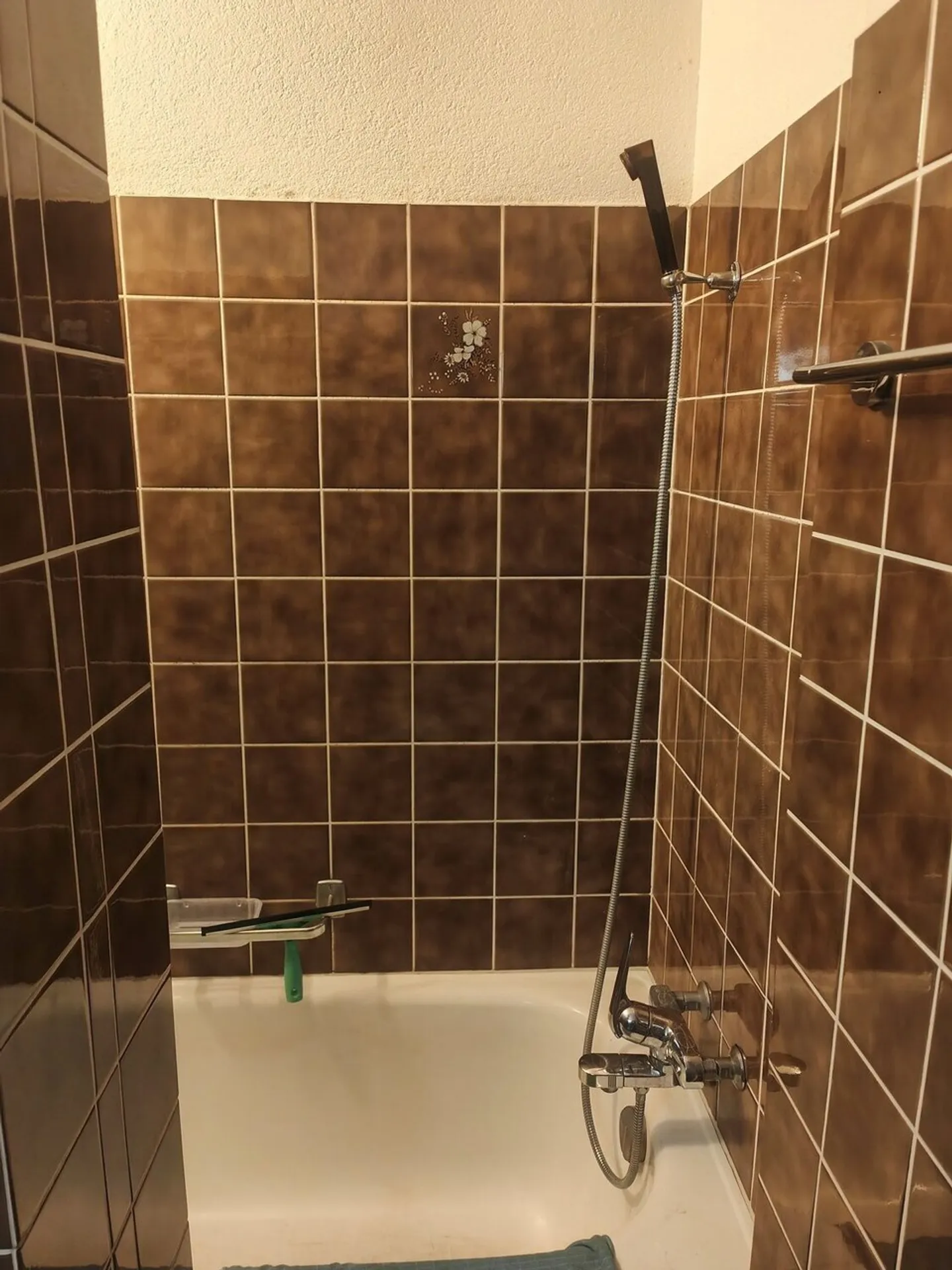 Apartment for rent - Photo 4 of 4