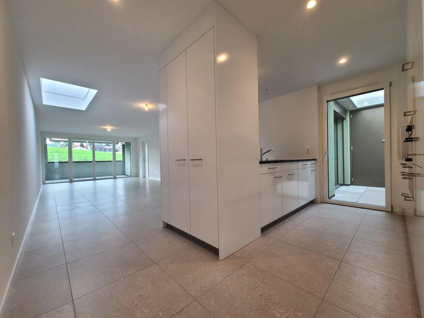 Farvagny - 3.5 room penthouse apartment - Photo 3 of 13