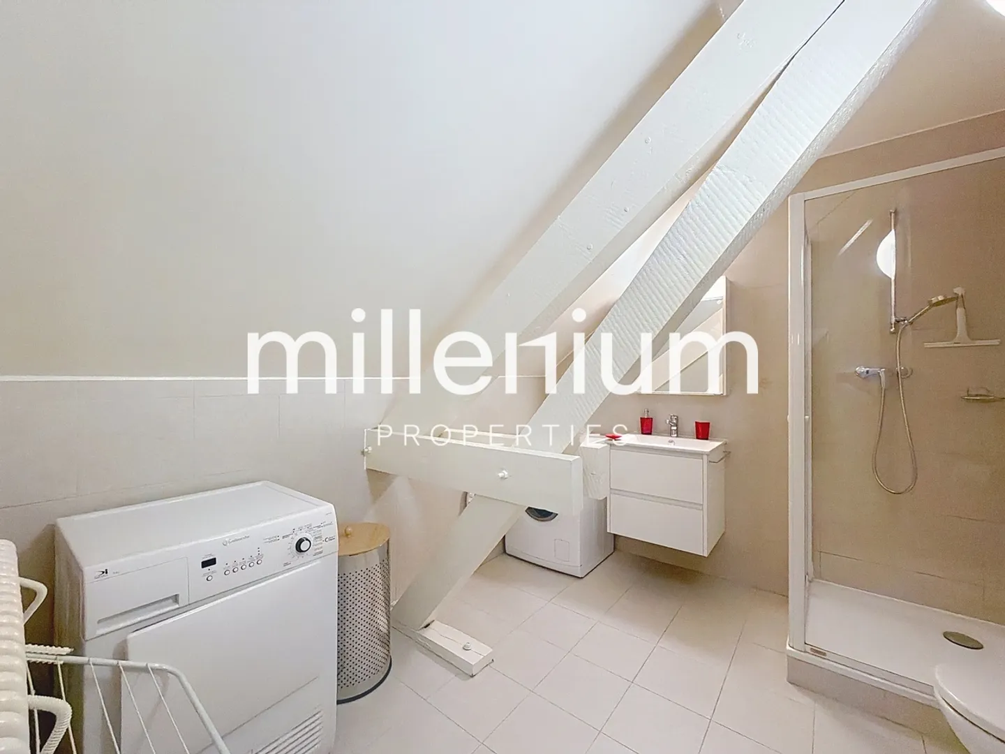 Charming Apartment in Veyrier - Photo 4 of 4