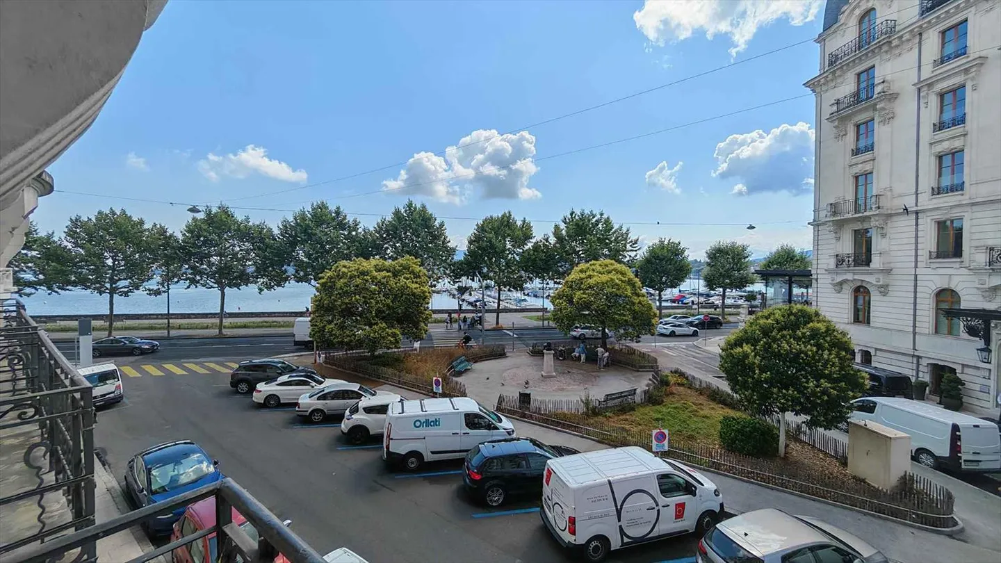 Appartamento 6 locali - Foto 2 di 8