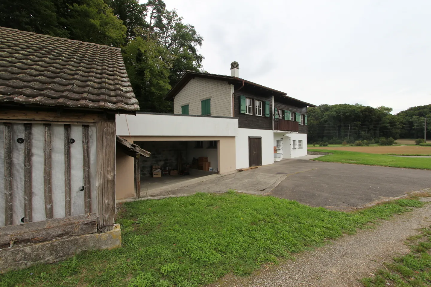 Mischgenutztes Gebäude kaufen - Foto 14 von 17