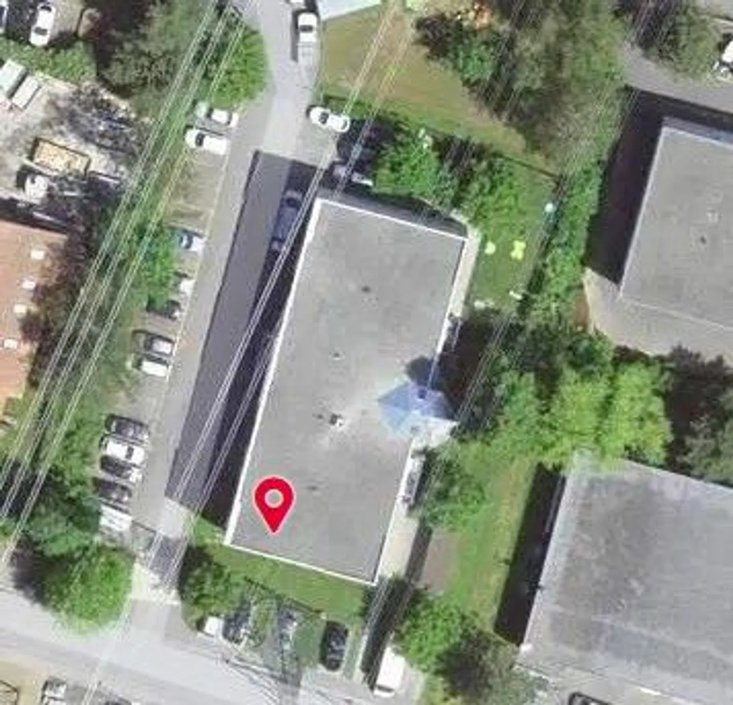 Espace Commercial avec Parking - Photo 2 sur 13