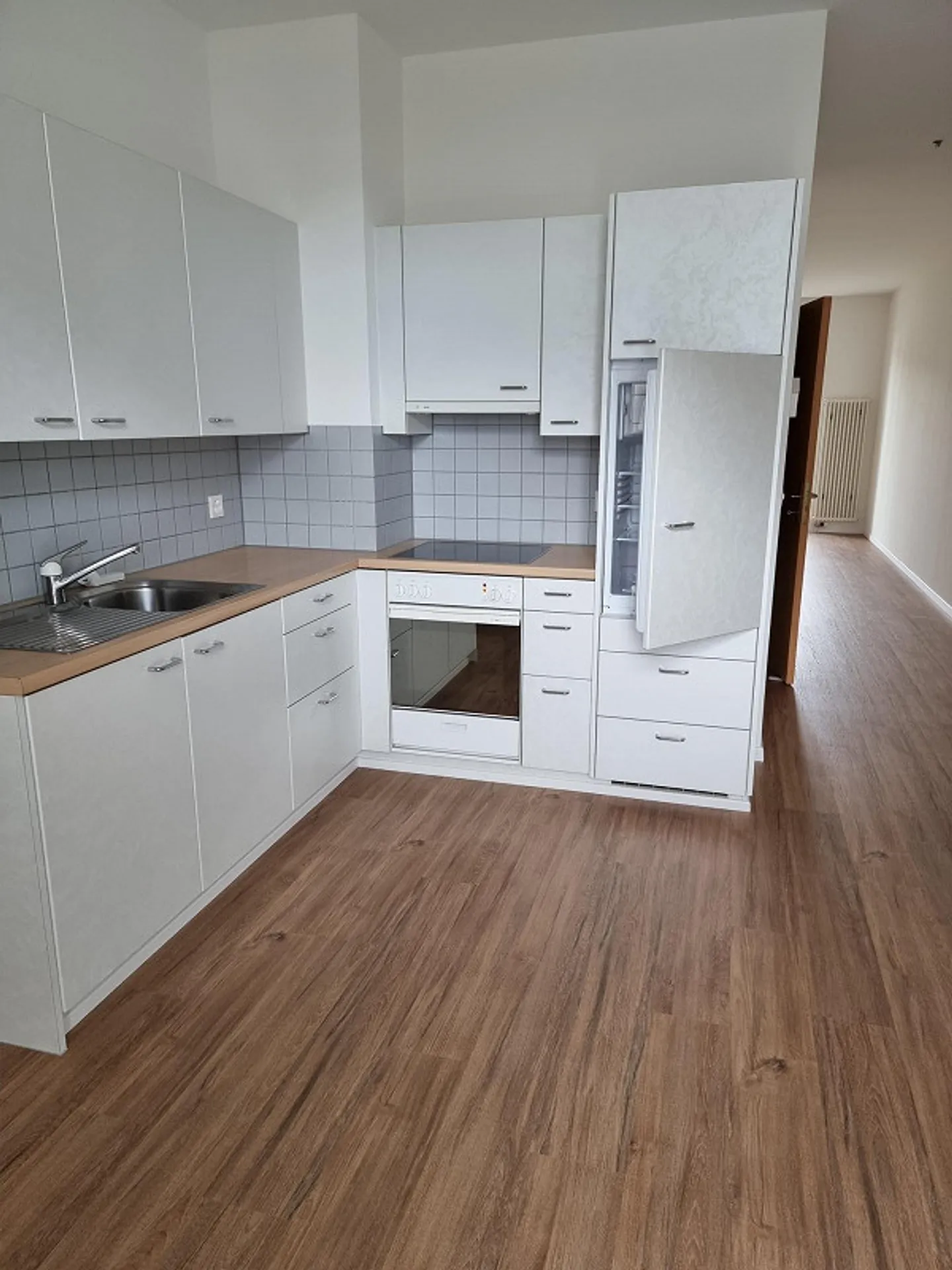 Appartement senior de 2,5 pièces situé au centre - Photo 1 sur 3