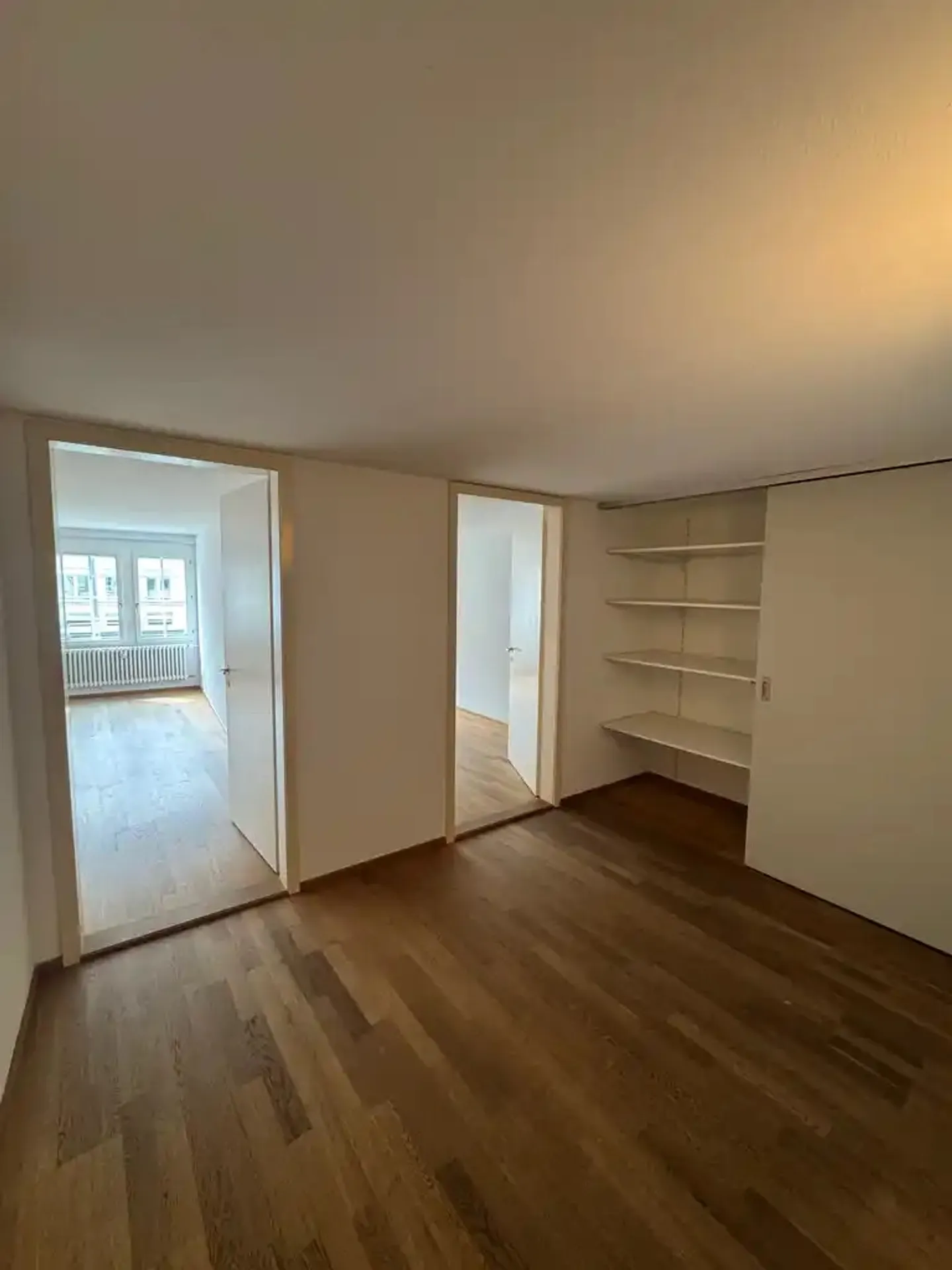 Living by the Aare – stylish 3.5-room apartment with large terrace - Photo 5 of 9
