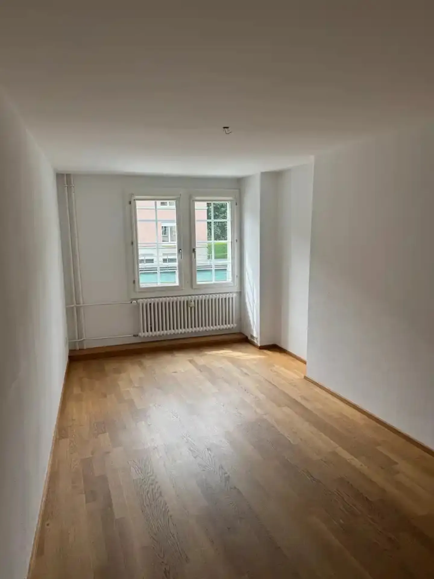 Living by the Aare – stylish 3.5-room apartment with large terrace - Photo 7 of 9
