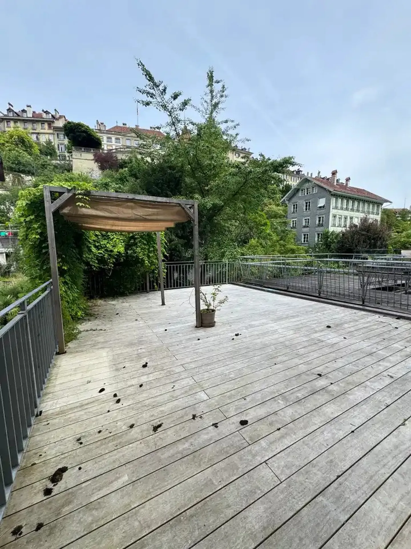 Living by the Aare – stylish 3.5-room apartment with large terrace - Photo 8 of 9