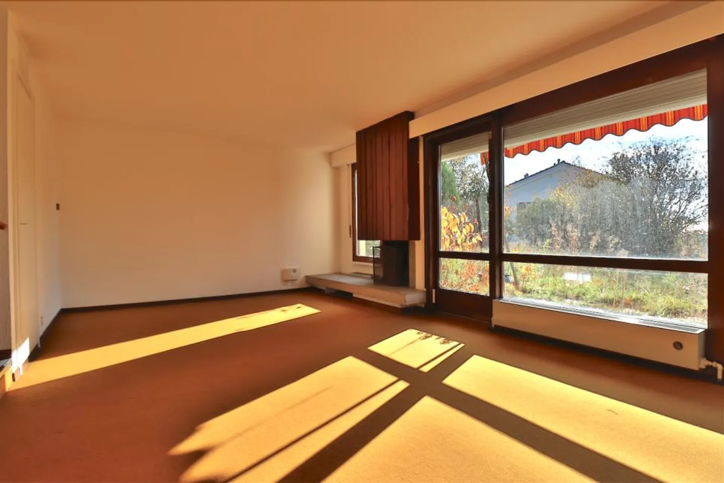 Individual villa in a green setting at the gates of Lausanne - Photo 14 of 48