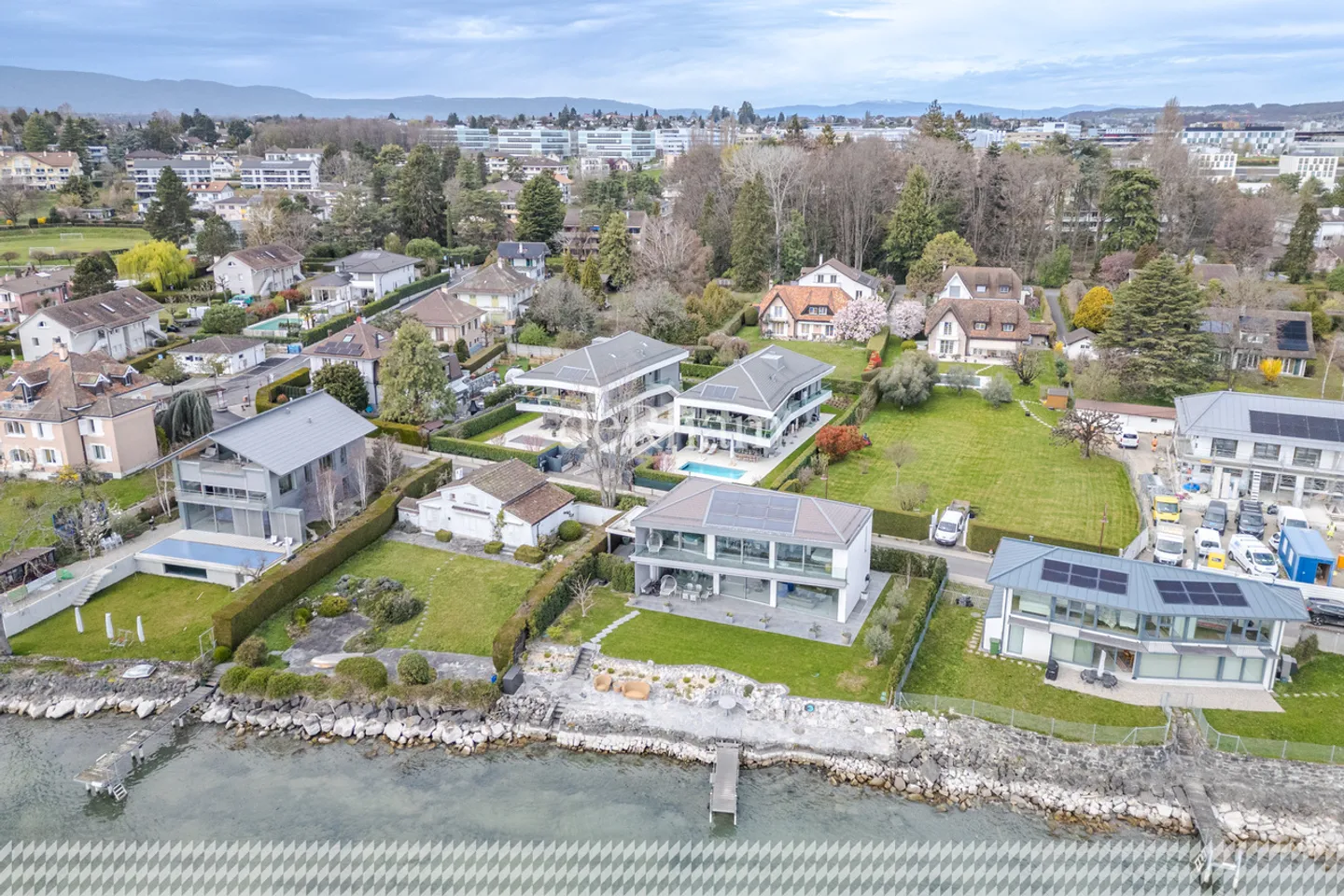 Sublime Dachgeschoss von 215 m2 PPE Gegenüber dem See - Foto 10 von 11