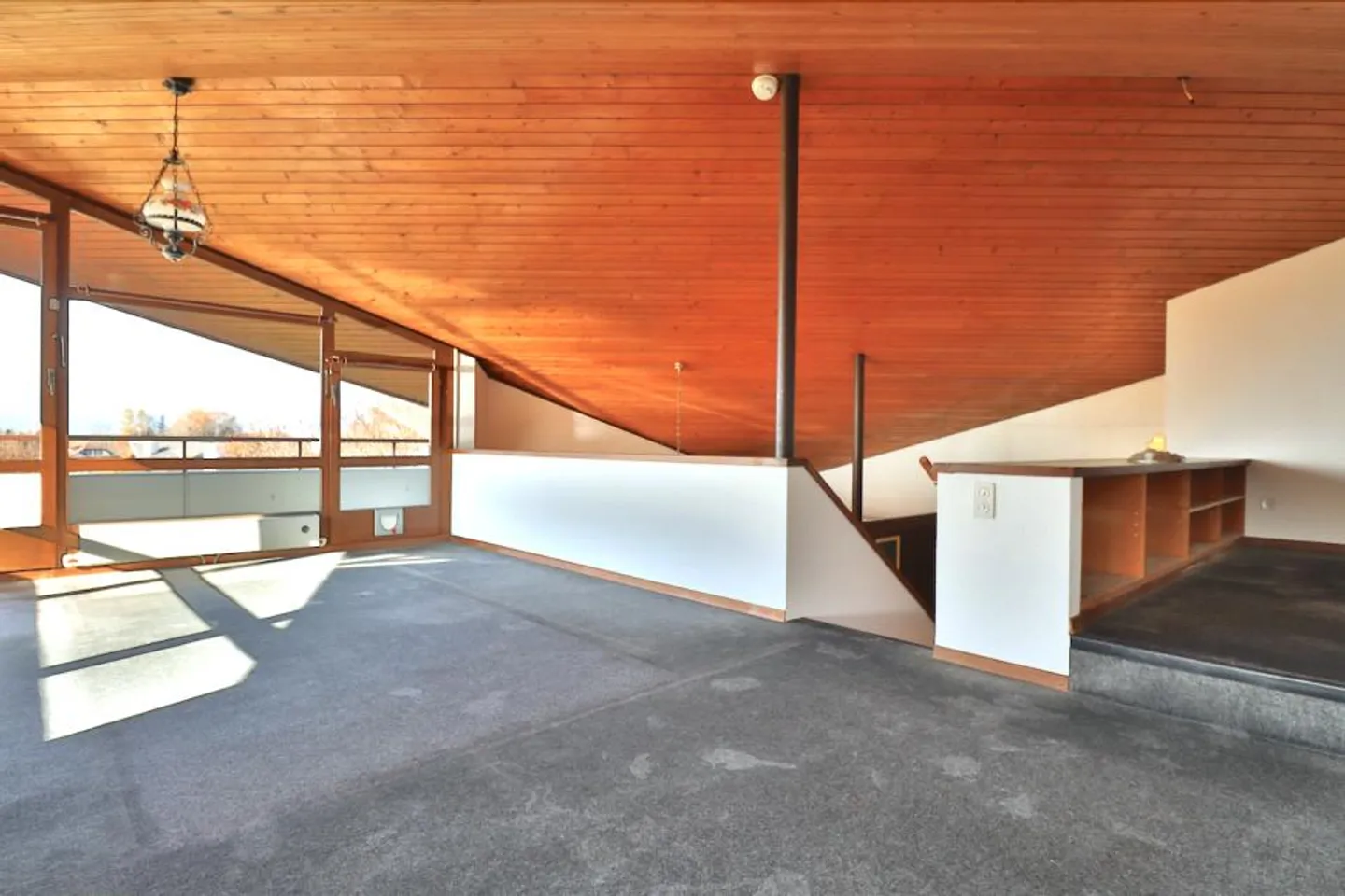 Individual villa in a green setting at the gates of Lausanne - Photo 25 of 48