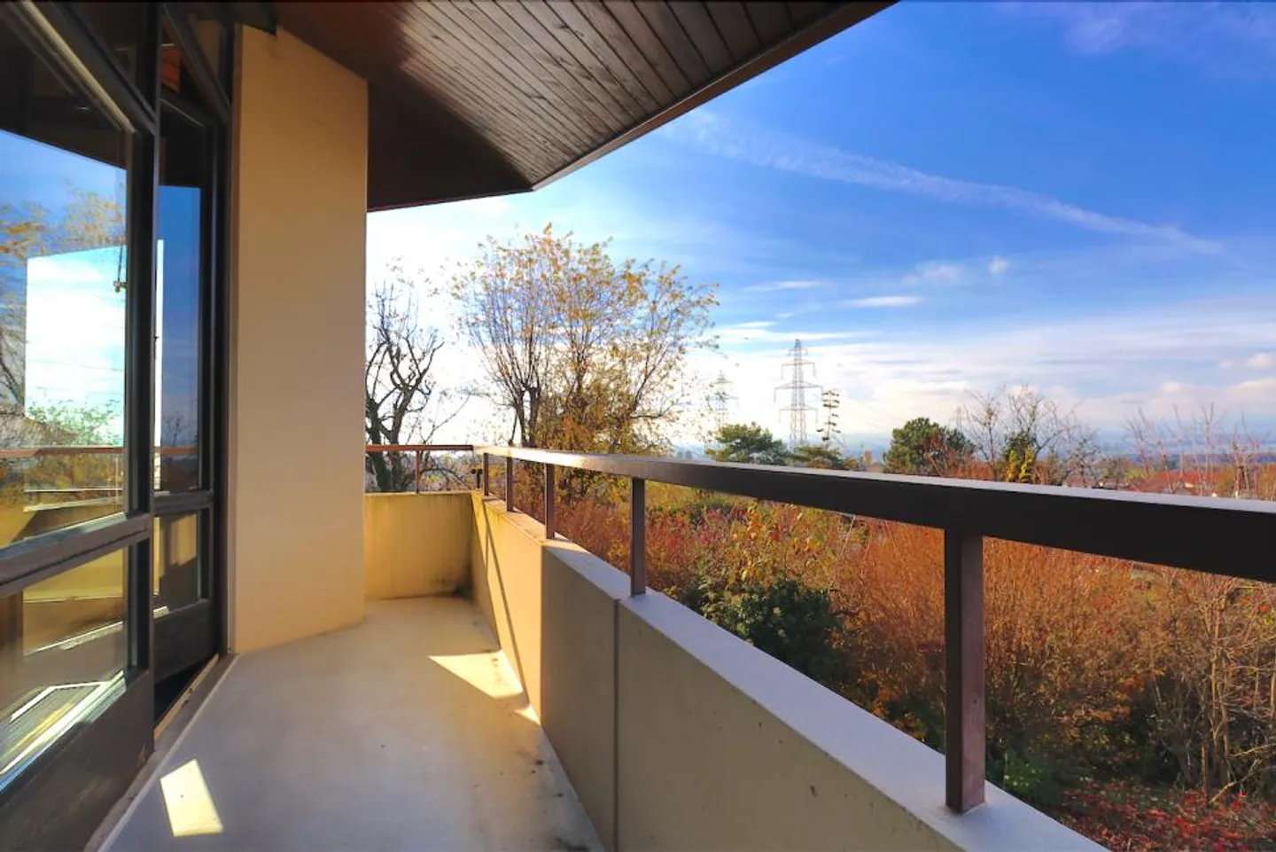 Individual villa in a green setting at the gates of Lausanne - Photo 31 of 48