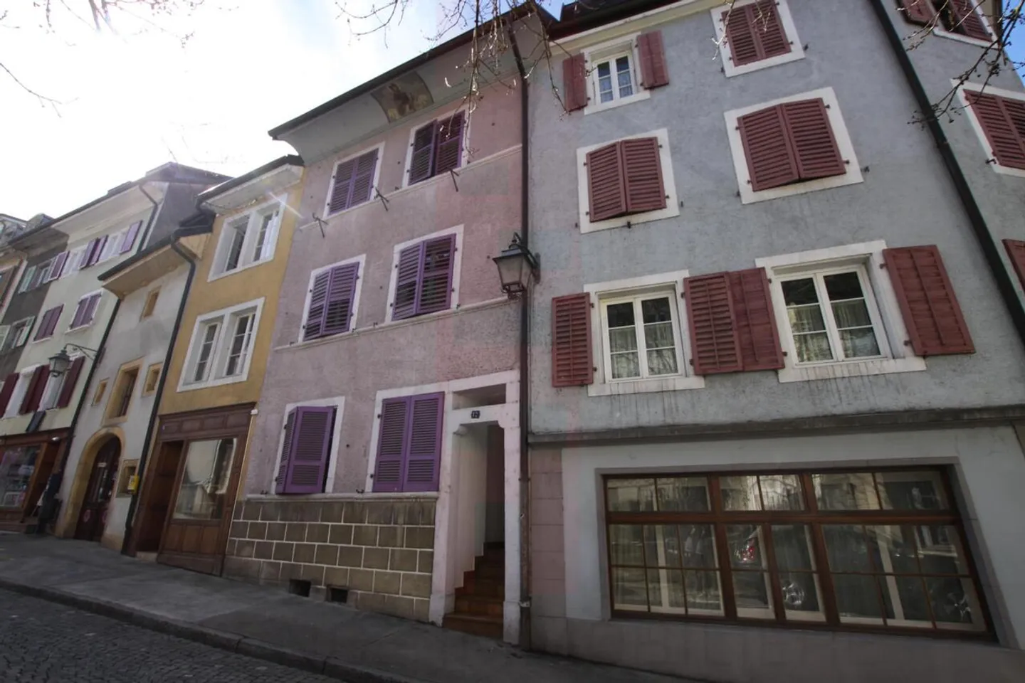 Immeuble au centre ville de Porrentruy, 6.35 % net.. - Photo 3 sur 6