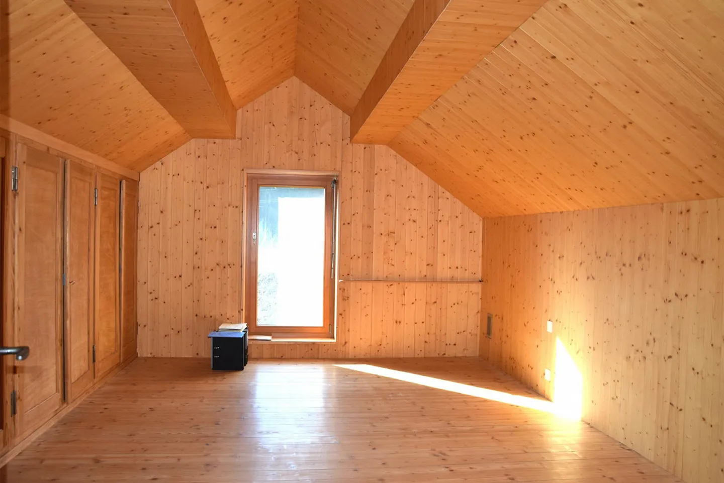 Grosszügiges Einfamilienhaus mit Carport - Foto 21 von 22