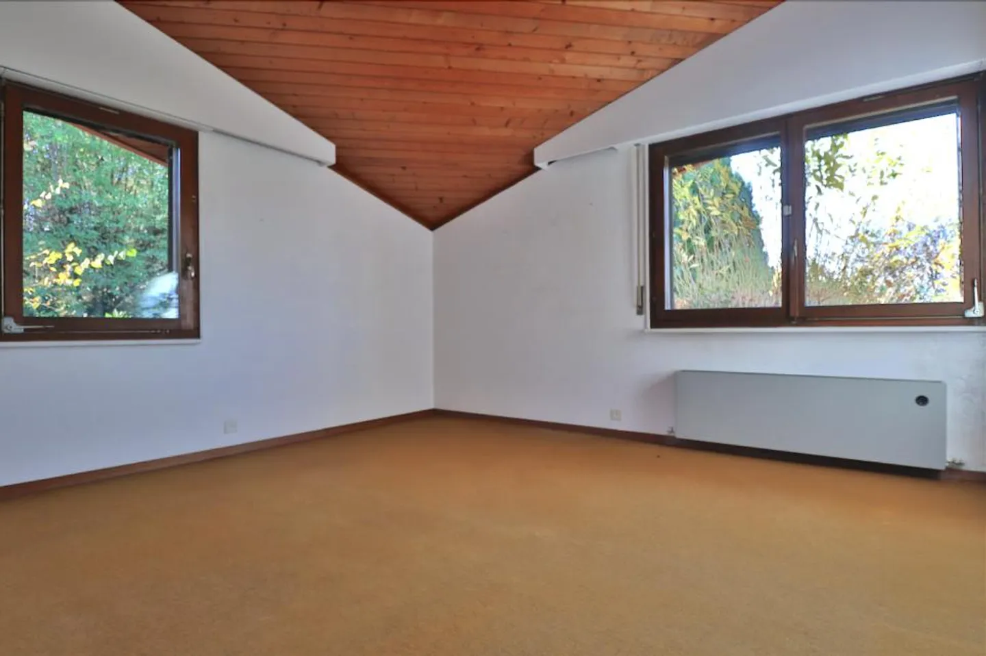 Individual villa in a green setting at the gates of Lausanne - Photo 19 of 48