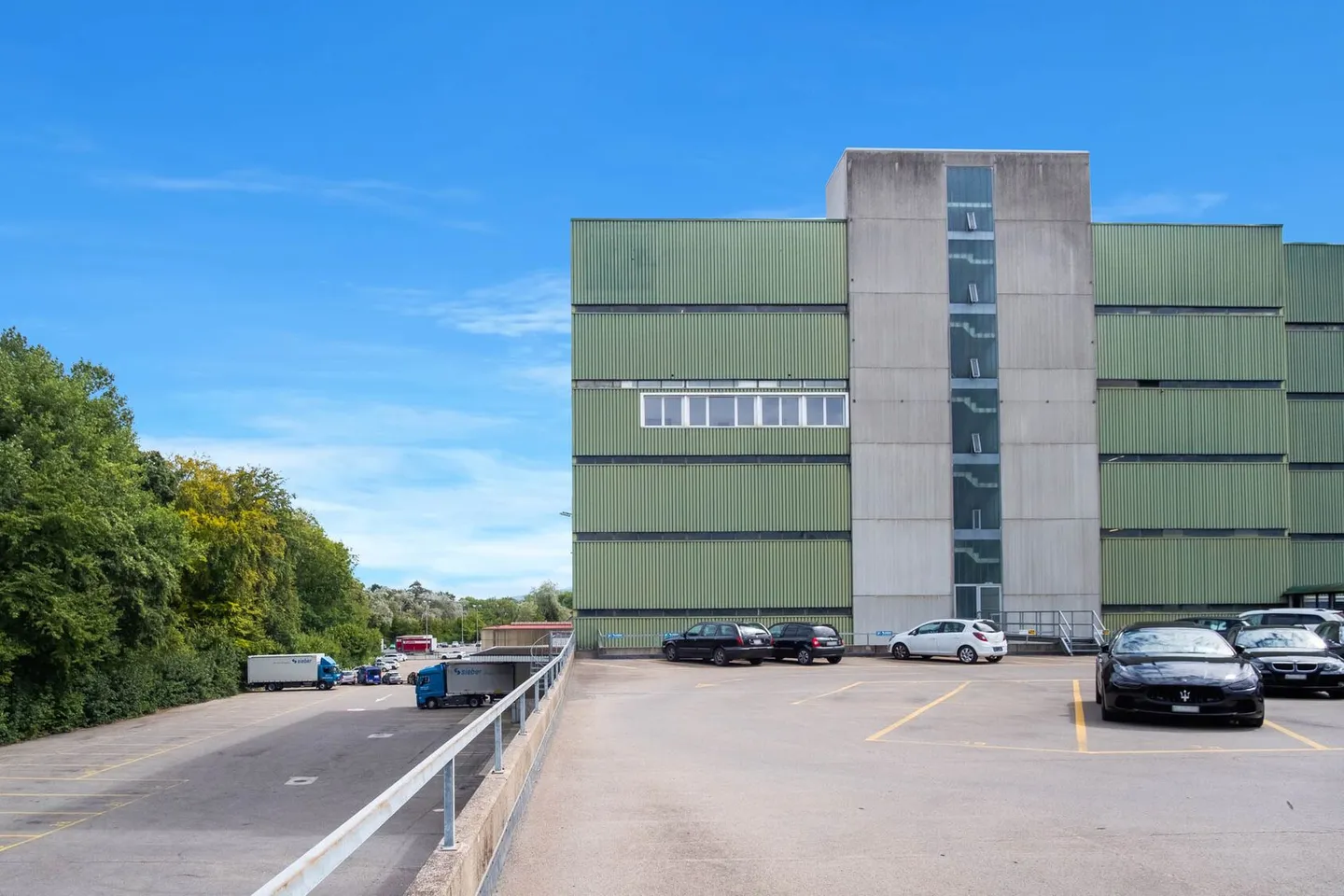 Office space for rent - Photo 5 of 5