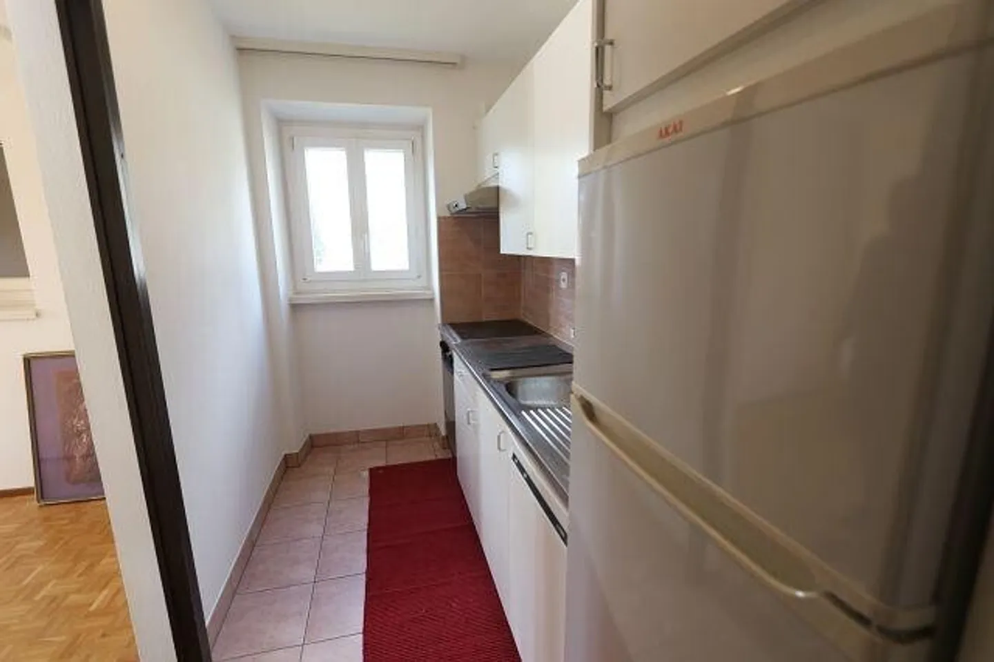 3 1/2-Room Ground Floor Apartment in Central Location - Photo 7 of 13