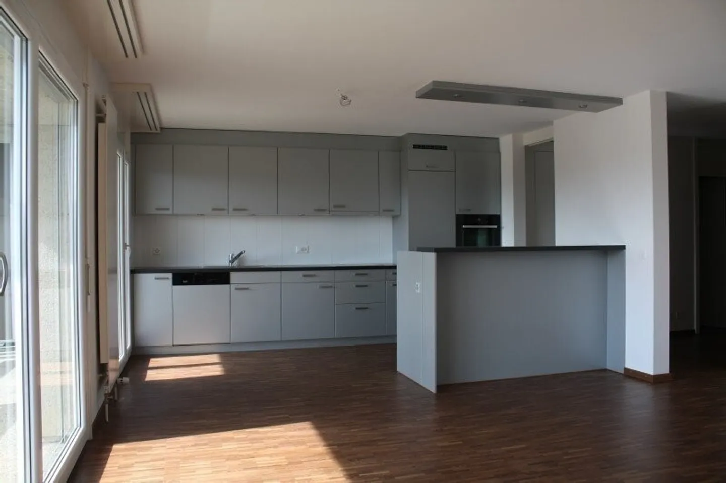 La tua nuova casa circondata dal verde - Foto 4 di 9