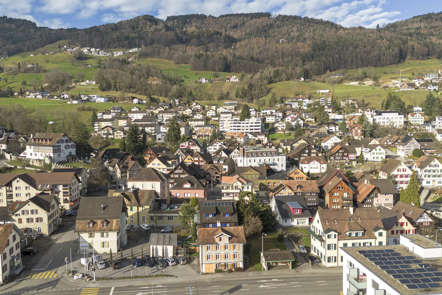 Vielseitiges Familienhaus in zentraler Lage - Foto 13 von 13
