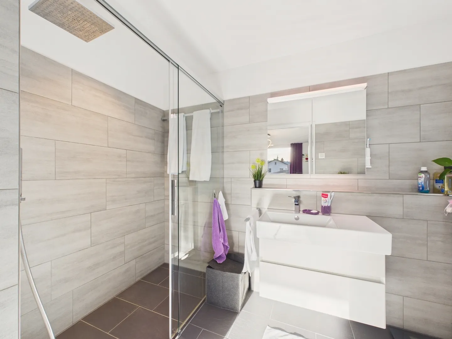 Appartamento moderno di 5,5 stanze a Glattfelden - Foto 8 di 11