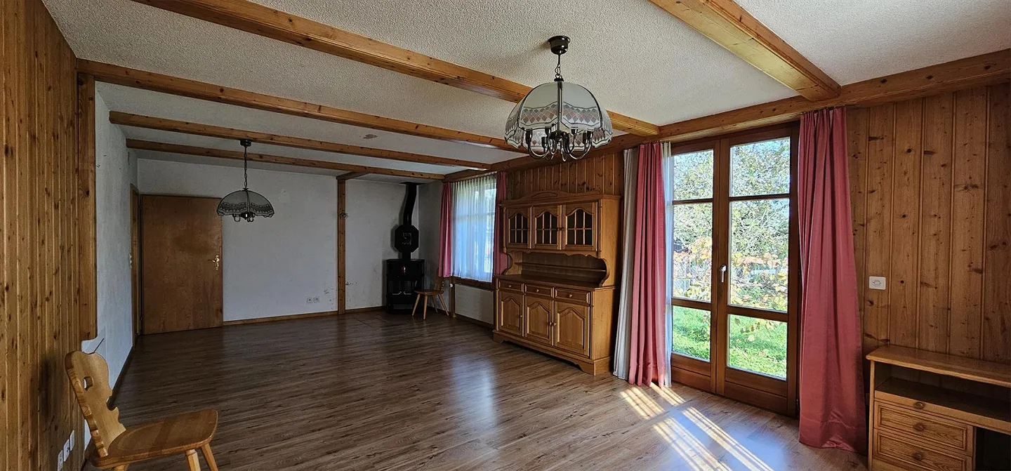 älteres Einfamilienhaus mit ruhigem Garten - Foto 4 von 8