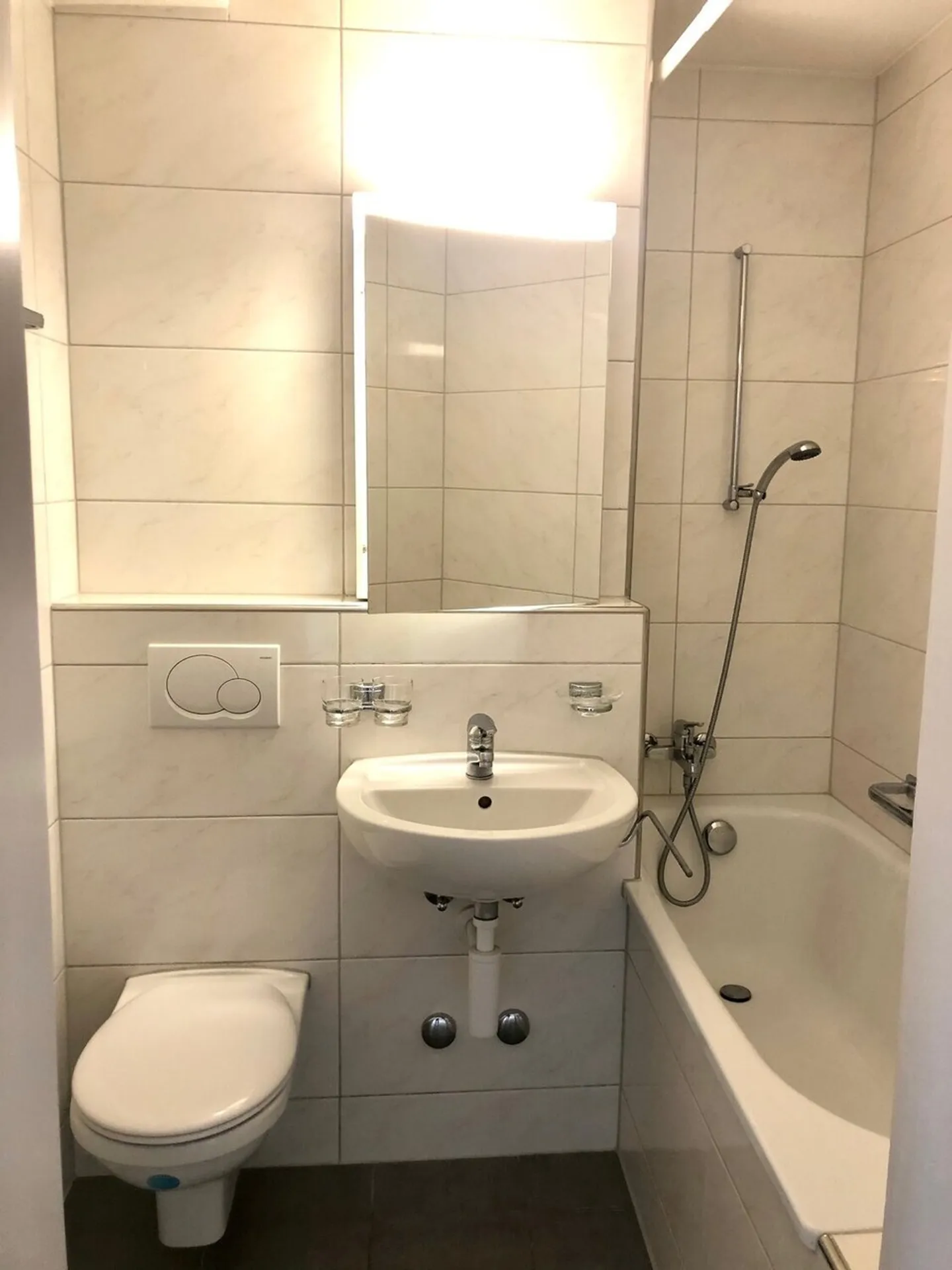 Appartamento in affitto - Foto 4 di 8