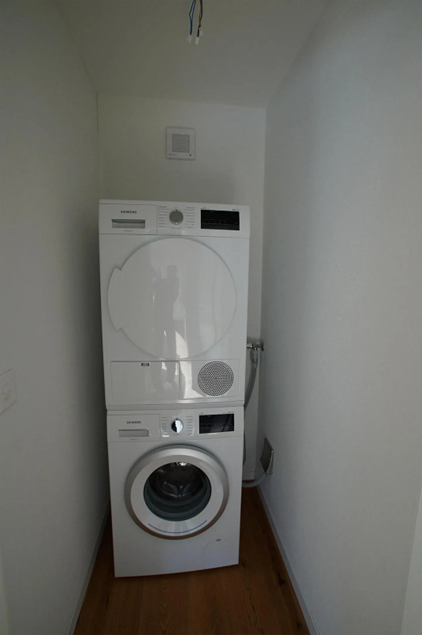 Charming 3.5 Room Apartment in the Heart of Adliswil - Prime Location, Bright & Modern! - Photo 9 of 11