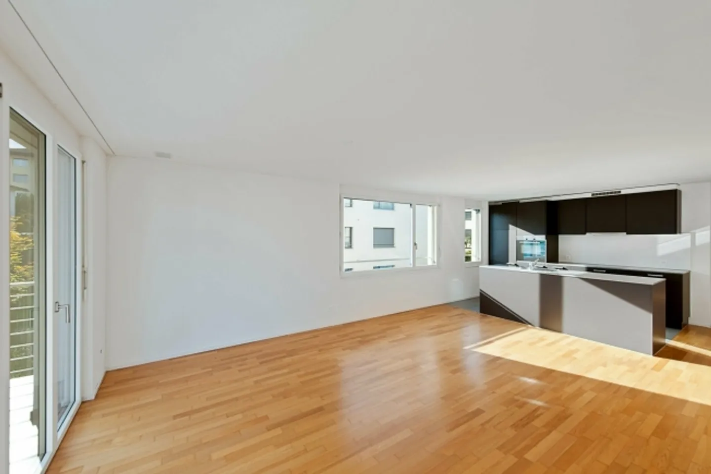 Apartment for rent - Photo 2 of 10