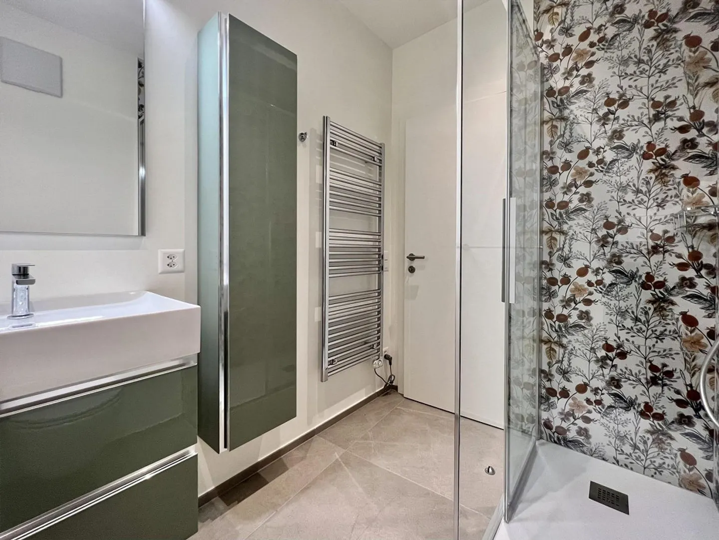 ZU VERMIETEN: Charmante 2,5 Zimmer mit Balkon in Riva San Vitale - Foto 6 von 9