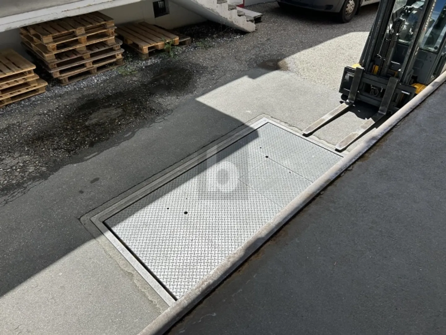 Edificio ad uso misto in affitto - Foto 5 di 6