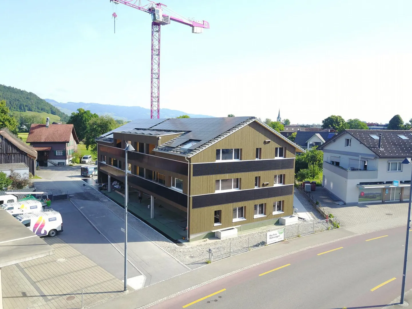 Moderno appartamento mansardato di 2,5 locali con balcone e vista mozzafiato - Foto 1 di 12