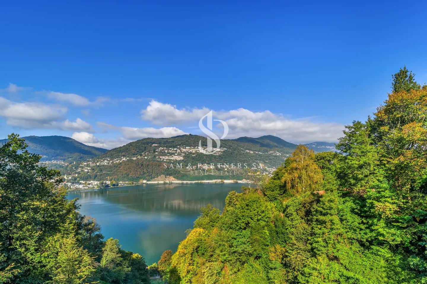 Apartment with lake view - Photo 10 of 10