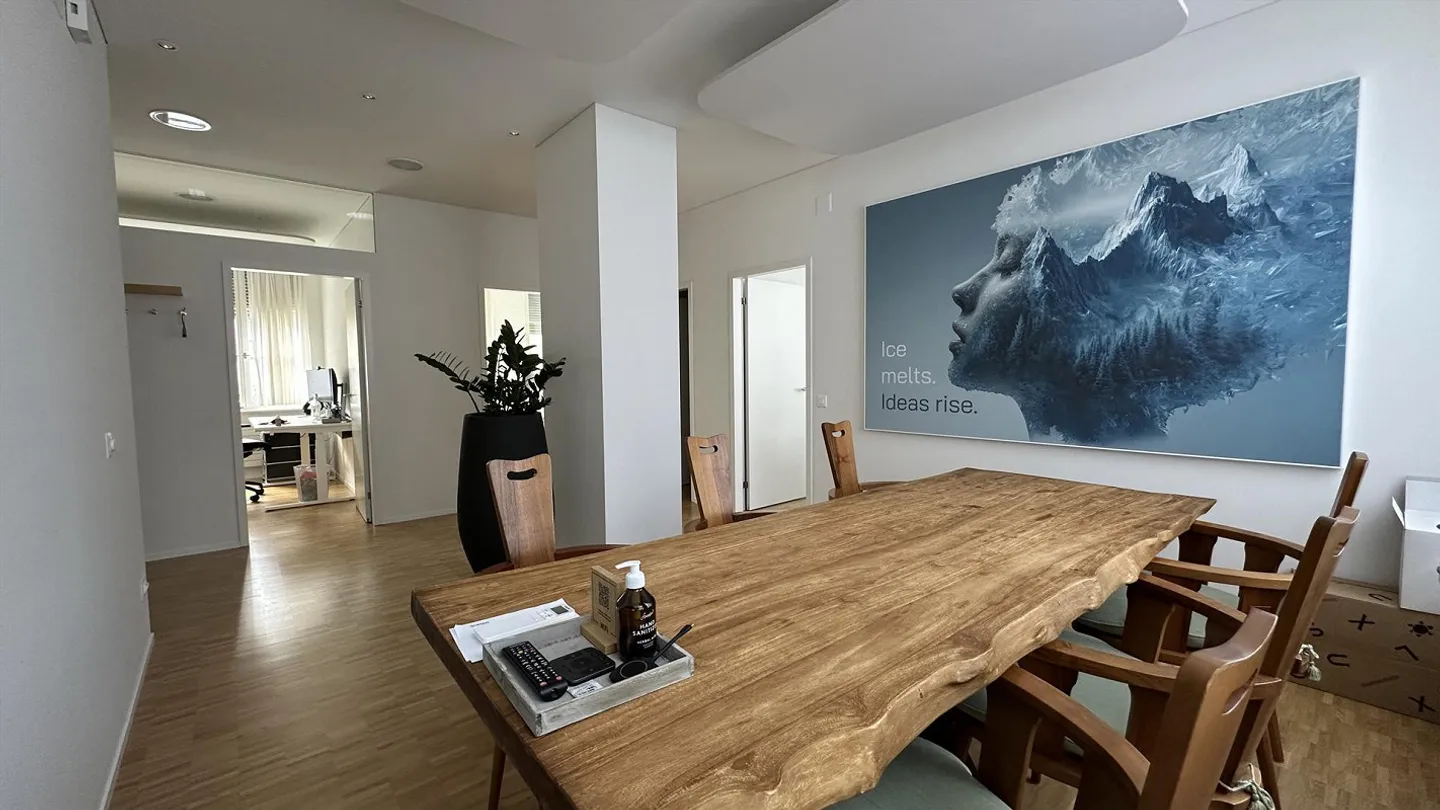 Flexible office spaces in the center of Appenzell for sublease - Photo 3 of 15