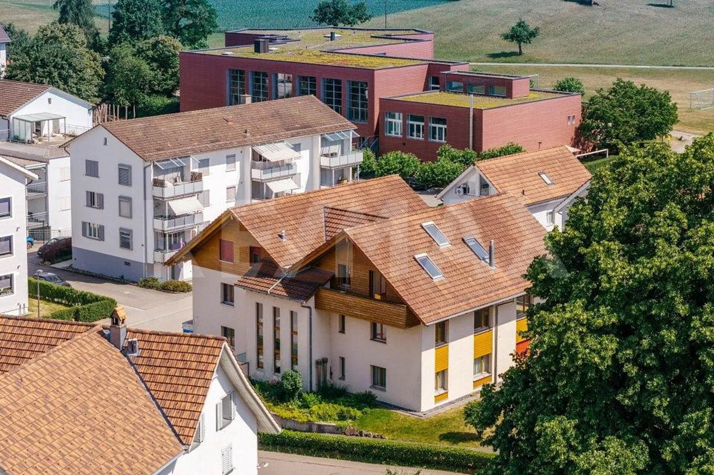 Spacious Living on Two Floors - 180.8 m² Maisonette - Photo 13 of 13