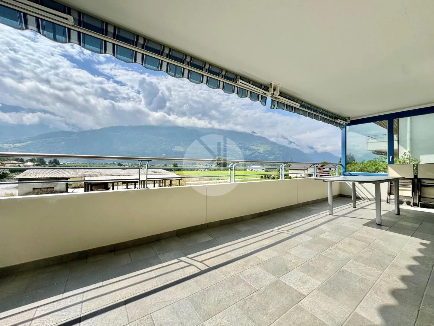 4.5 Room Apartment in Vétroz - Photo 3 of 13