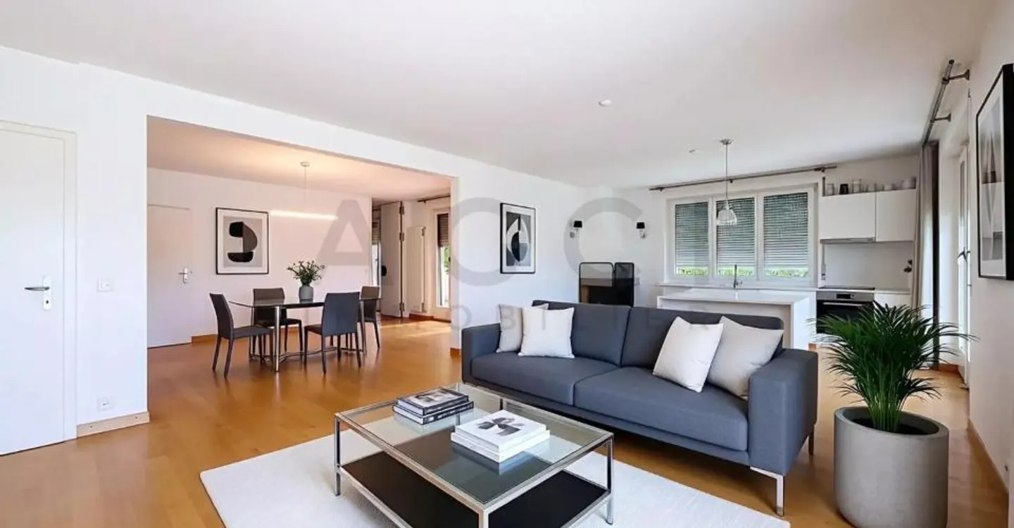 Magnifique villa avec accès au lac - Photo 3 sur 11