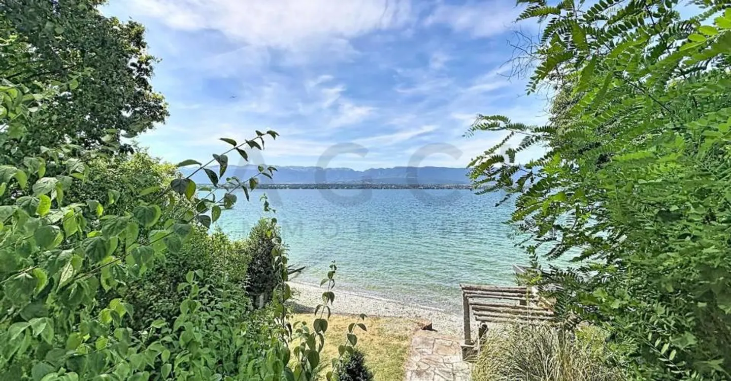 Magnifique villa avec accès au lac - Photo 1 sur 11