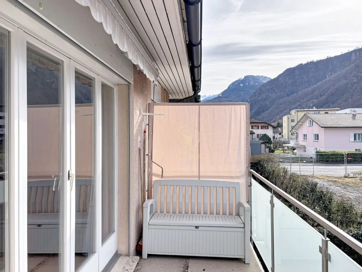 Appartamento luminoso 2.5 locali - Foto 5 di 8