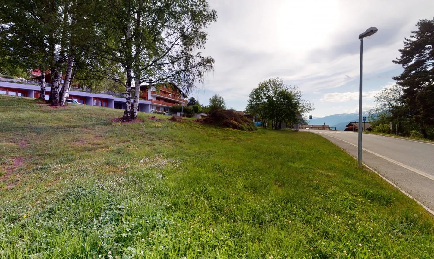 Land in the center of Ovronnaz with good development potential - Photo 11 of 13