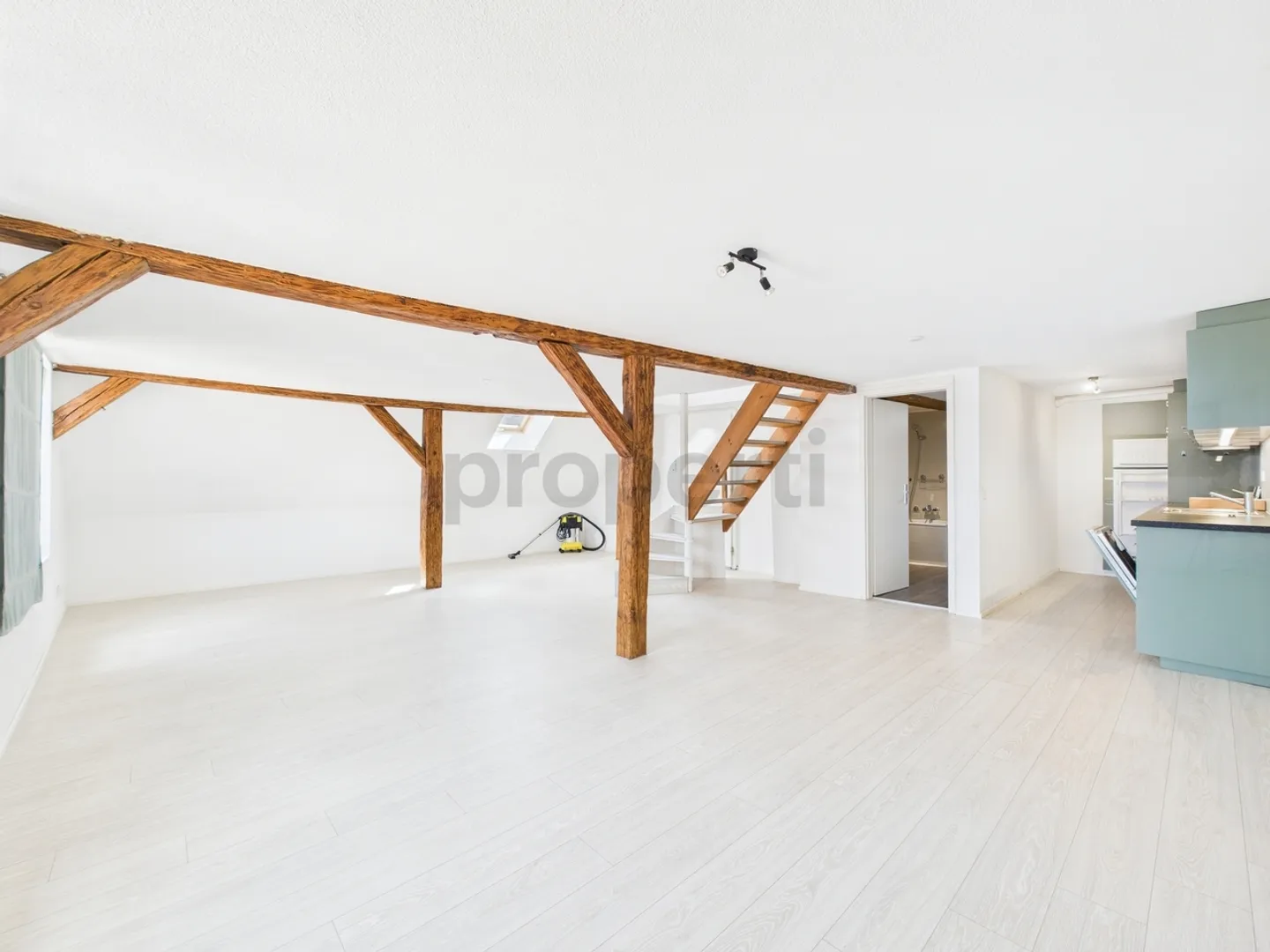 Maison multifamiliale avec 14 chambres dans un emplacement de choix à Hallau - Photo 2 sur 11