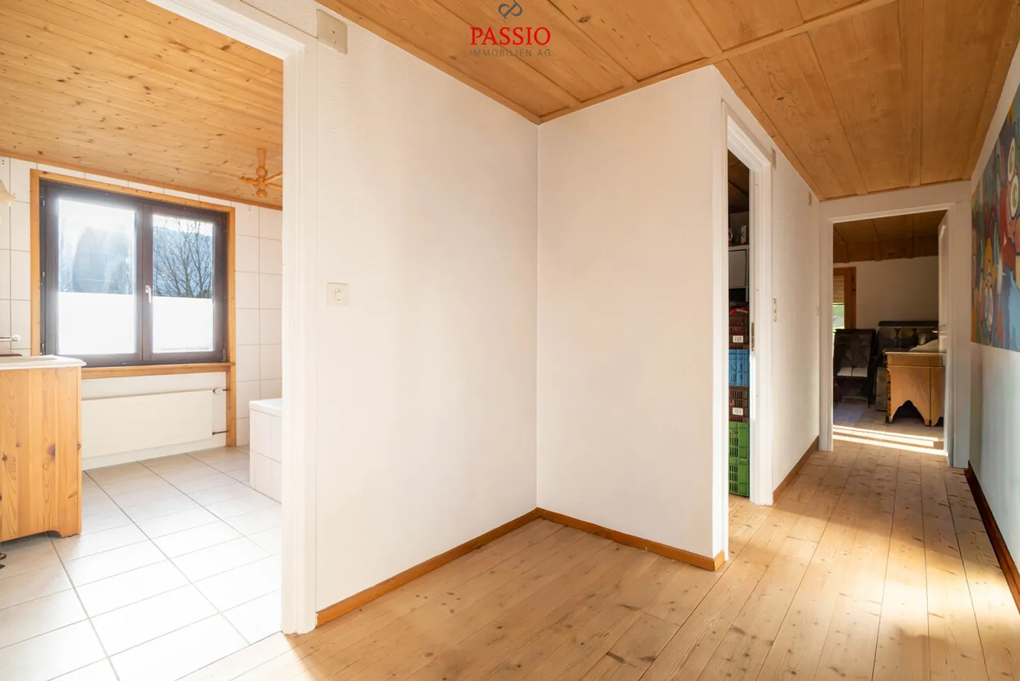 Grande casa colonica di 8 stanze con idillio da giardino e molto potenziale - Foto 15 di 32