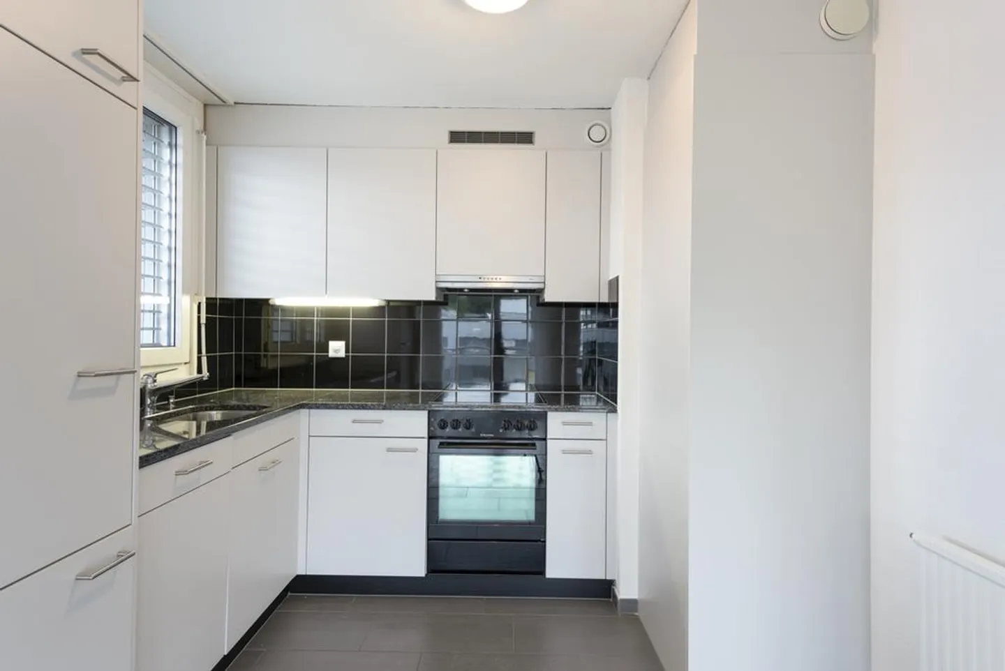 Preiswertes Apartment im Grünen - Foto 2 von 8