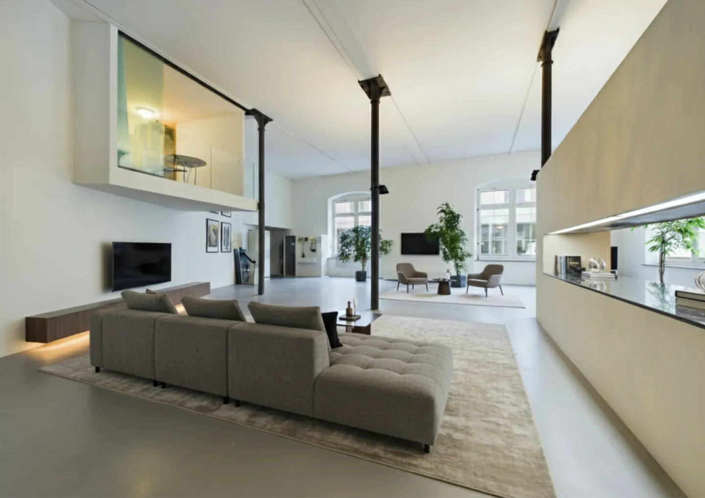 Loft unique à Rüti avec 7,5 pièces dans un emplacement recherché ! - Photo 7 sur 13