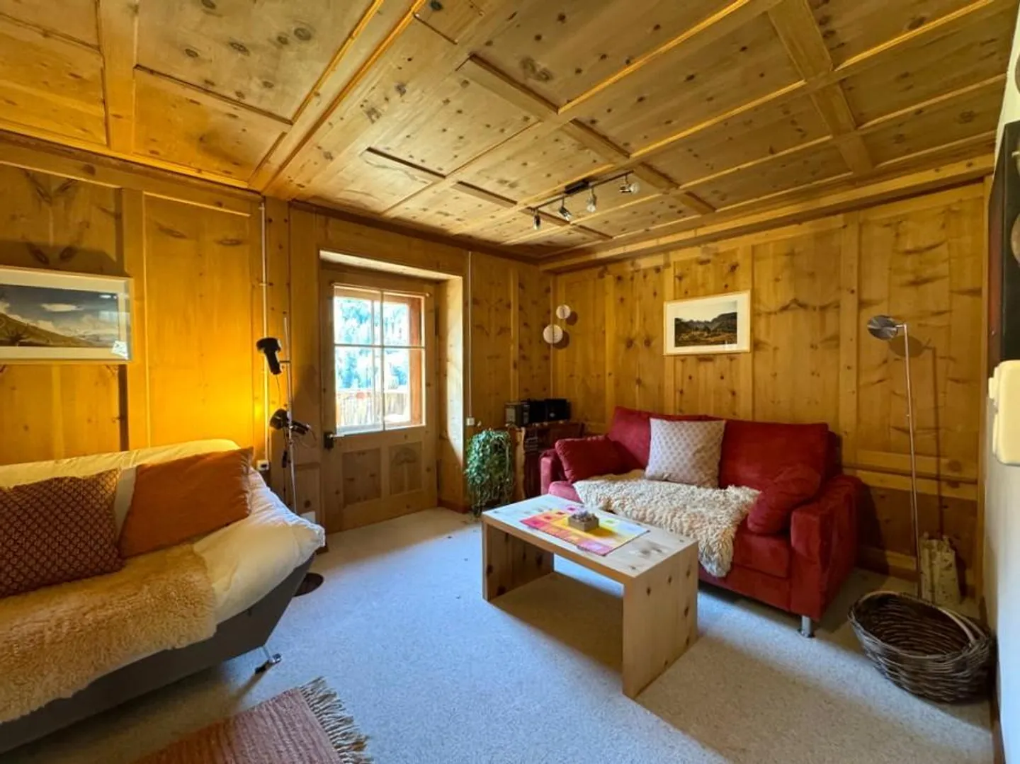 Bijou en bois d'arole avec vue panoramique - Photo 4 sur 10